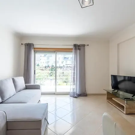 Apartamento Luminoso Próximo Da E Da Marina *