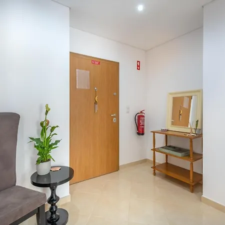 Apartamento Luminoso Proximo Da E Da Marina *