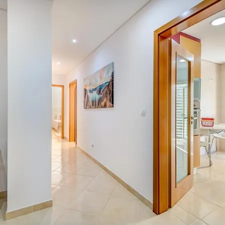 شقة Apartamento Luminoso Proximo Da E Da Marina بورتيماو