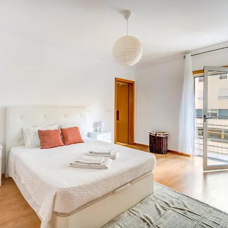 شقة Apartamento Luminoso Proximo Da E Da Marina